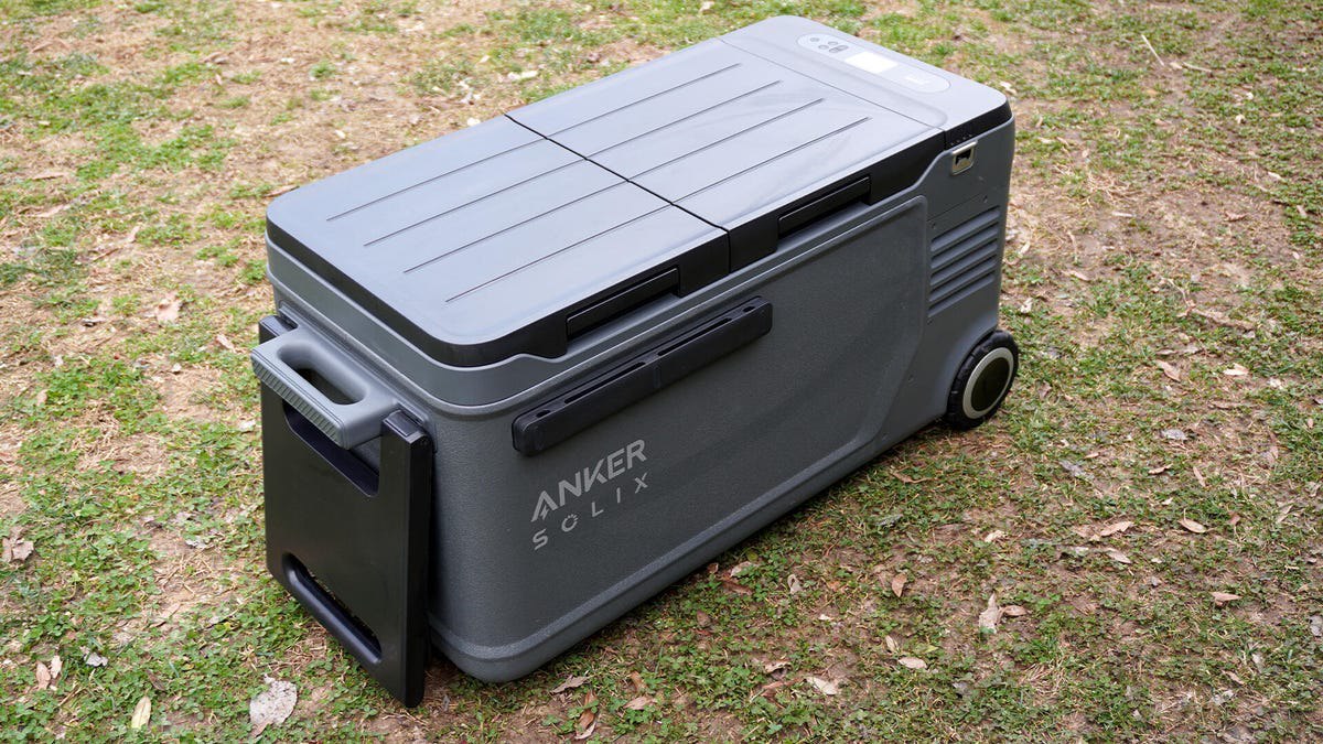 یخچال هوشمند و شارژی جدید Anker برای سفر و کمپینگ