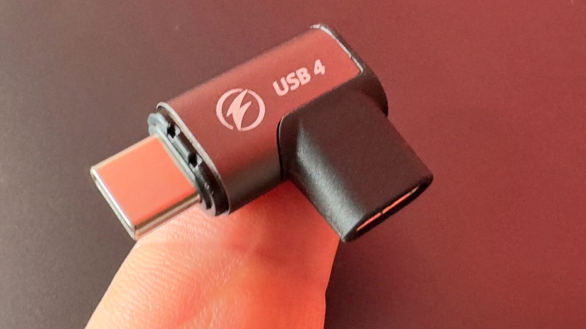 محافظ پورت USB-C آمد: آداپتور مغناطیسی جدید چرخان