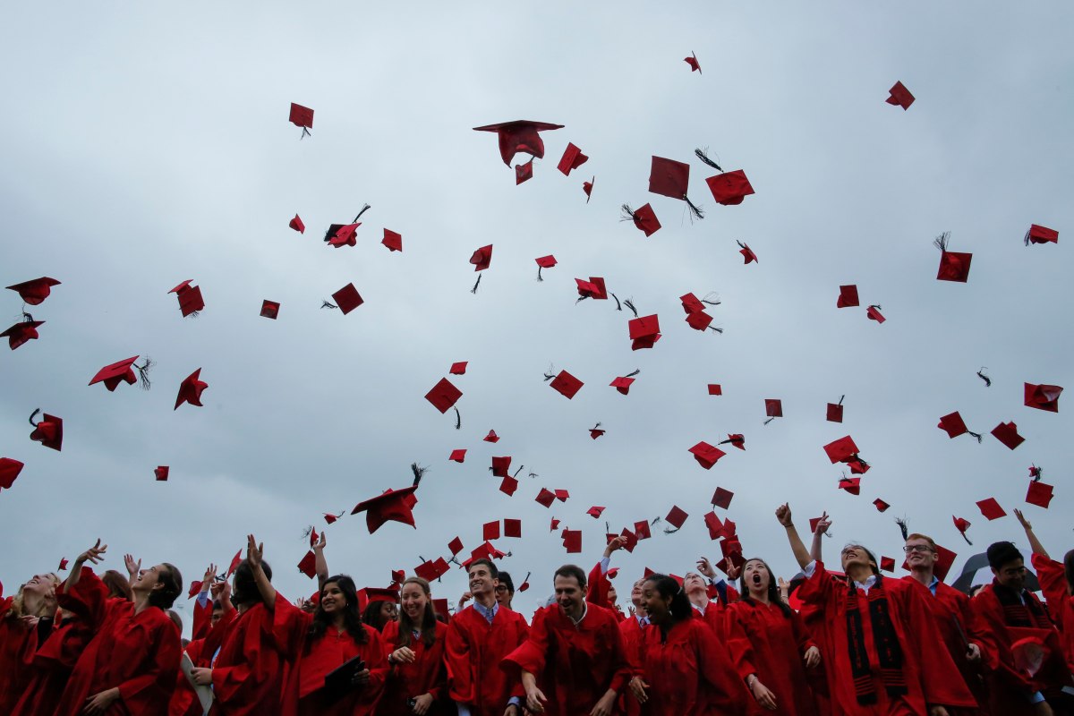 هوش مصنوعی، ورود فارغ‌التحصیلان جدید به دنیای فناوری را دشوار کرده.