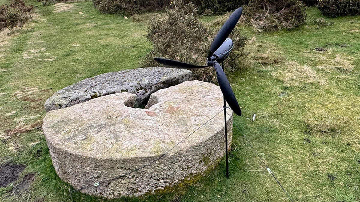 **توربین بادی Shine: شارژ گجت‌ها با قدرت باد**