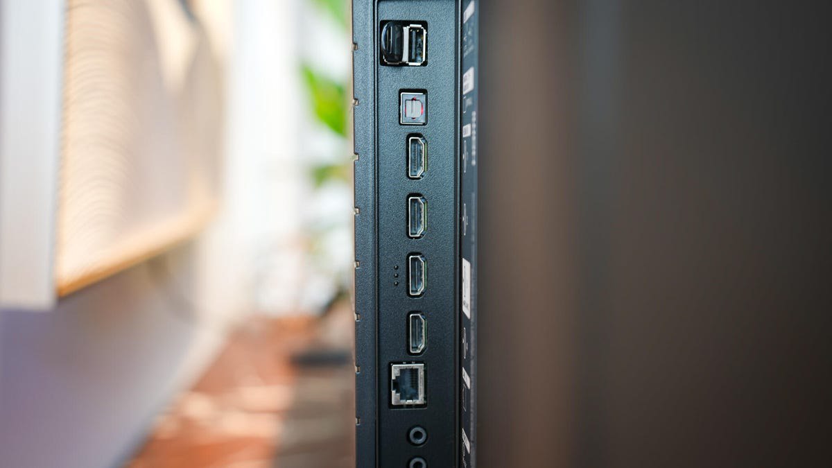 **پورت USB تلویزیون؛ کاربردهای پنهان و فراتر از انتظار**