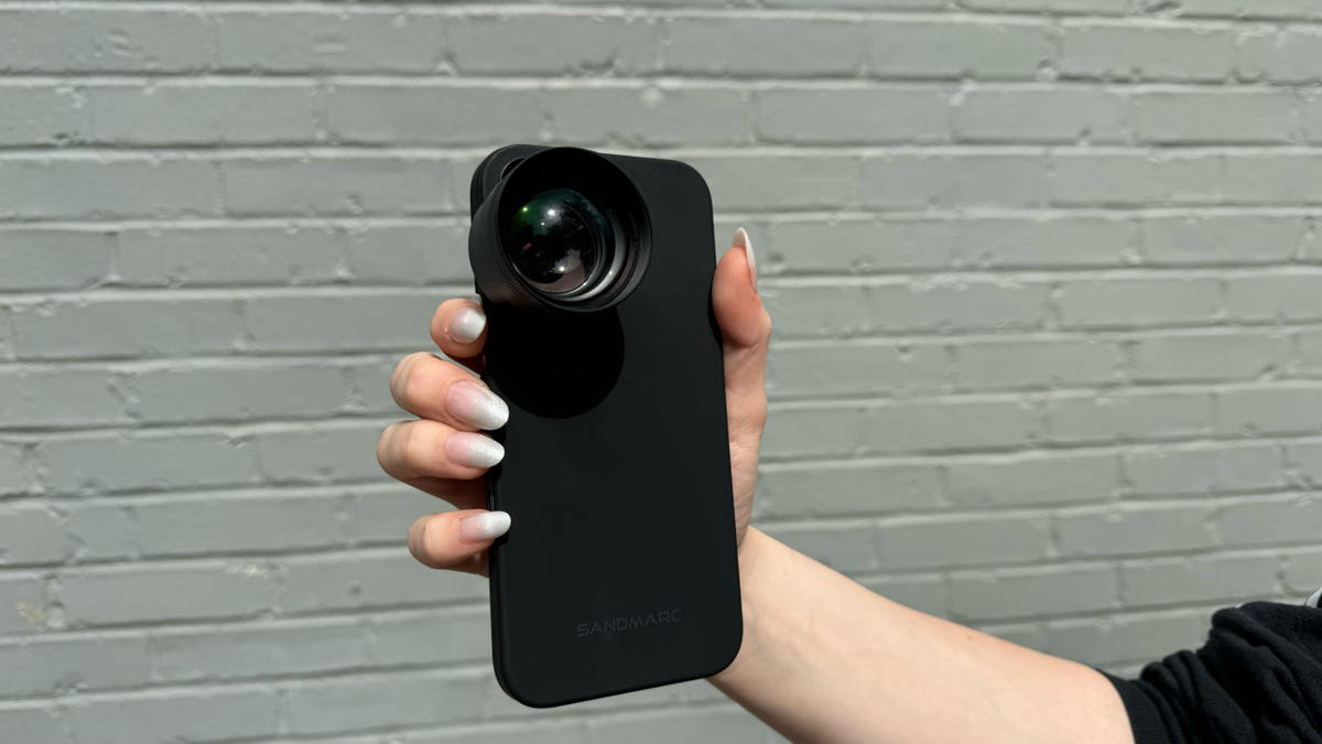 بررسی لنز Sandmarc Telephoto 2x: کیفیتی نزدیک به DSLR برای آیفون شما