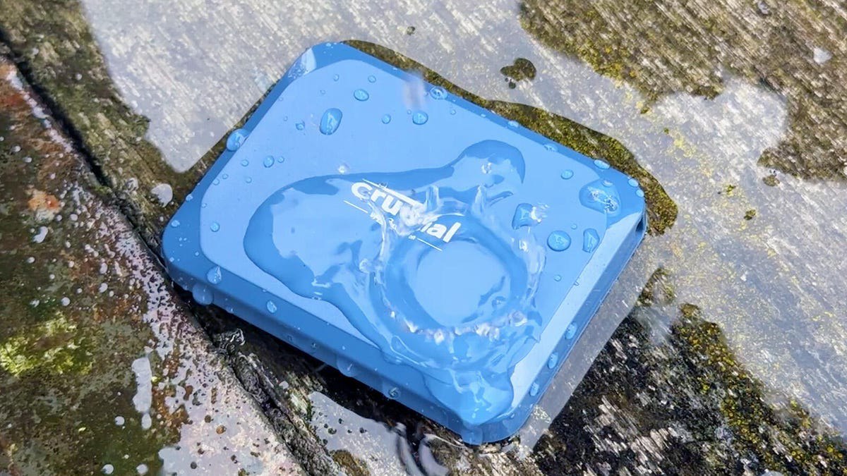 معرفی SSD قابل حمل جدید کروشیال: سریع و مقاوم در برابر آب و خاک