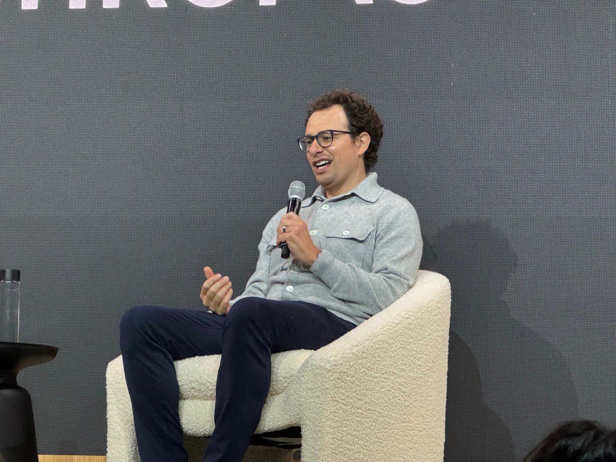 مدیرعامل انتروپیک: هوش مصنوعی کمتر از انسان‌ها توهم می‌زند