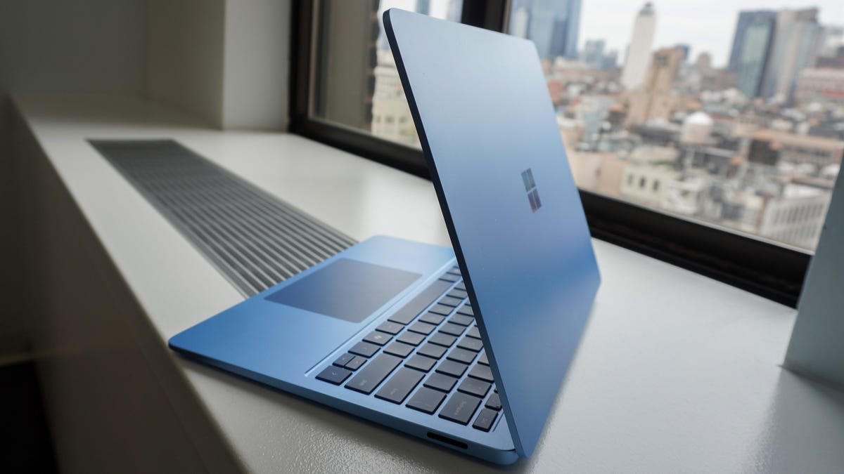 نجات کامپیوترهای قدیمی با لینوکس سبک FunOS