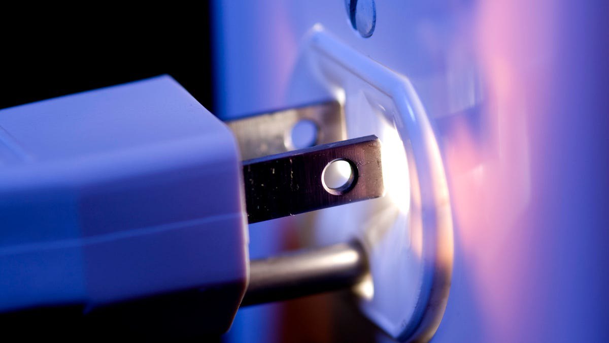 پریزهای GFCI: نجات‌بخش‌های برق خانه و وسایلی که نباید به آن‌ها زد!