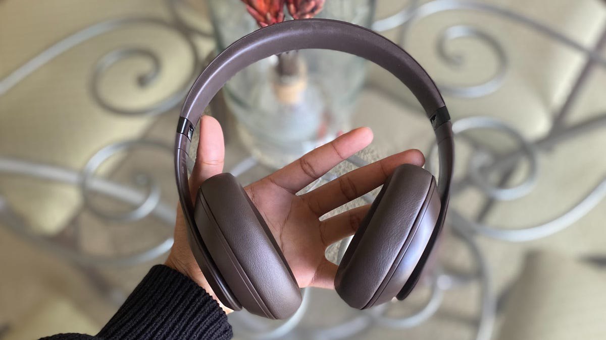 تخفیف ۵۰ درصدی هدفون محبوب Beats Studio Pro!