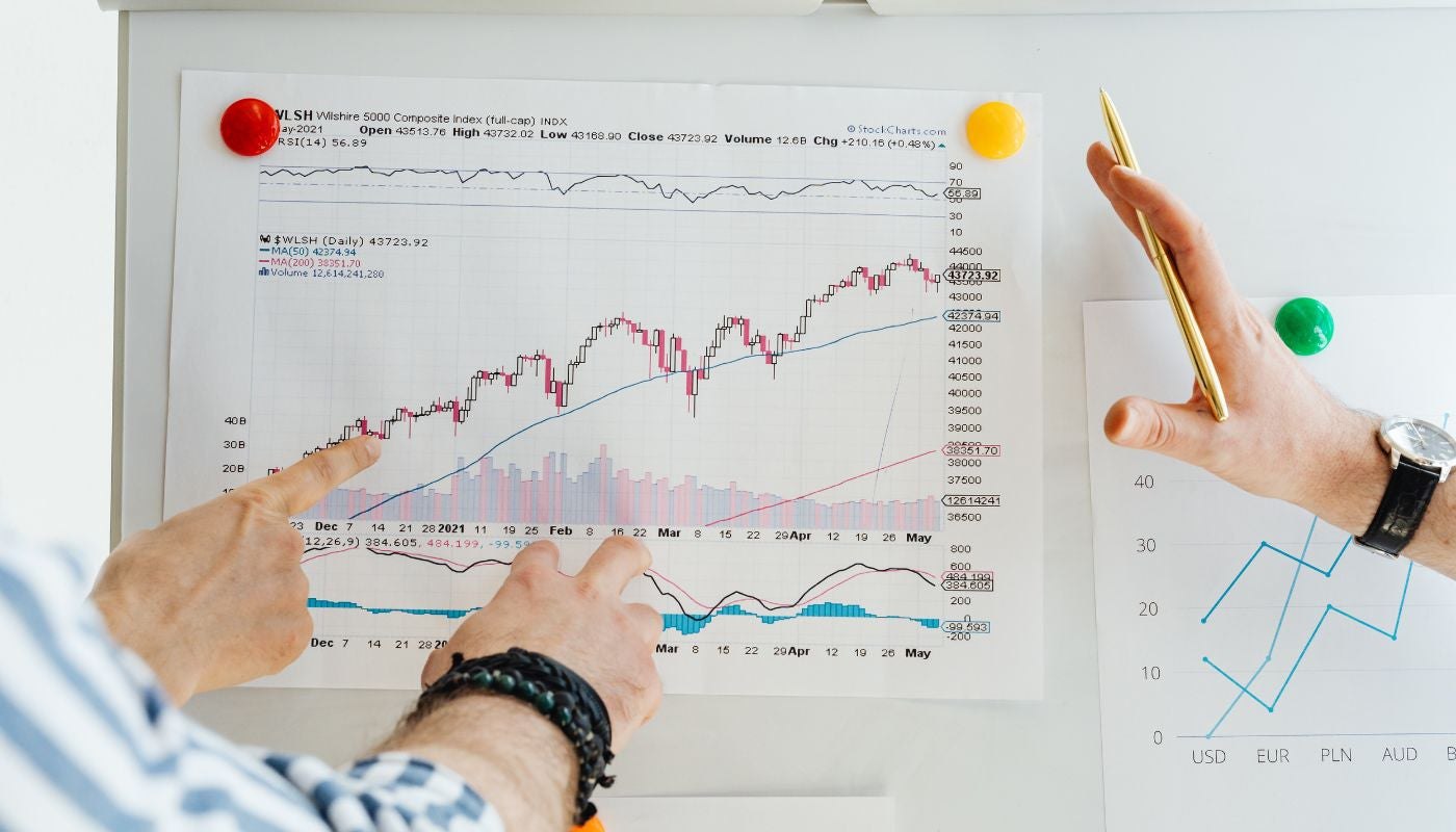 پیش‌بینی دقیق فروش کسب‌وکارها با ابزارهای رایگان