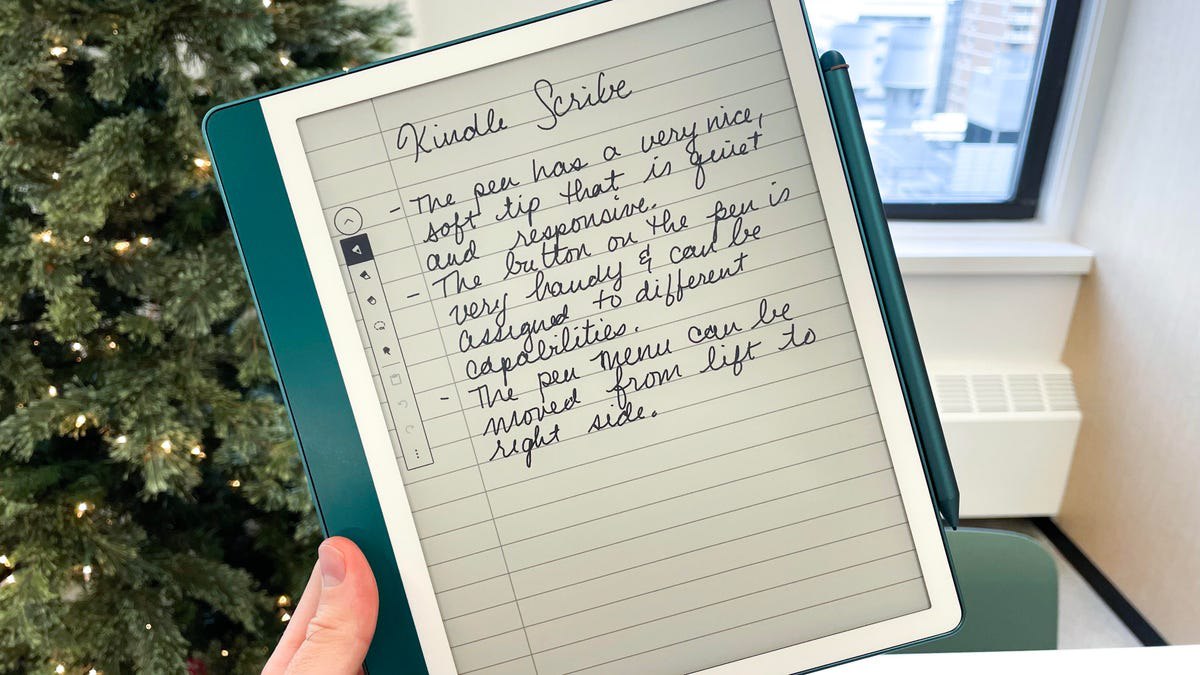 کیندل اسکرایب آمازون: کتاب‌خوانی با دستیار هوش مصنوعی برای یادداشت‌ها
