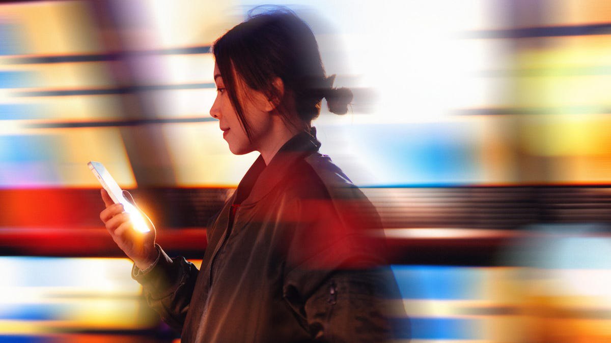 هوش مصنوعی پولی شکست خورد؟ OpenAI به سمت تبلیغات می‌رود