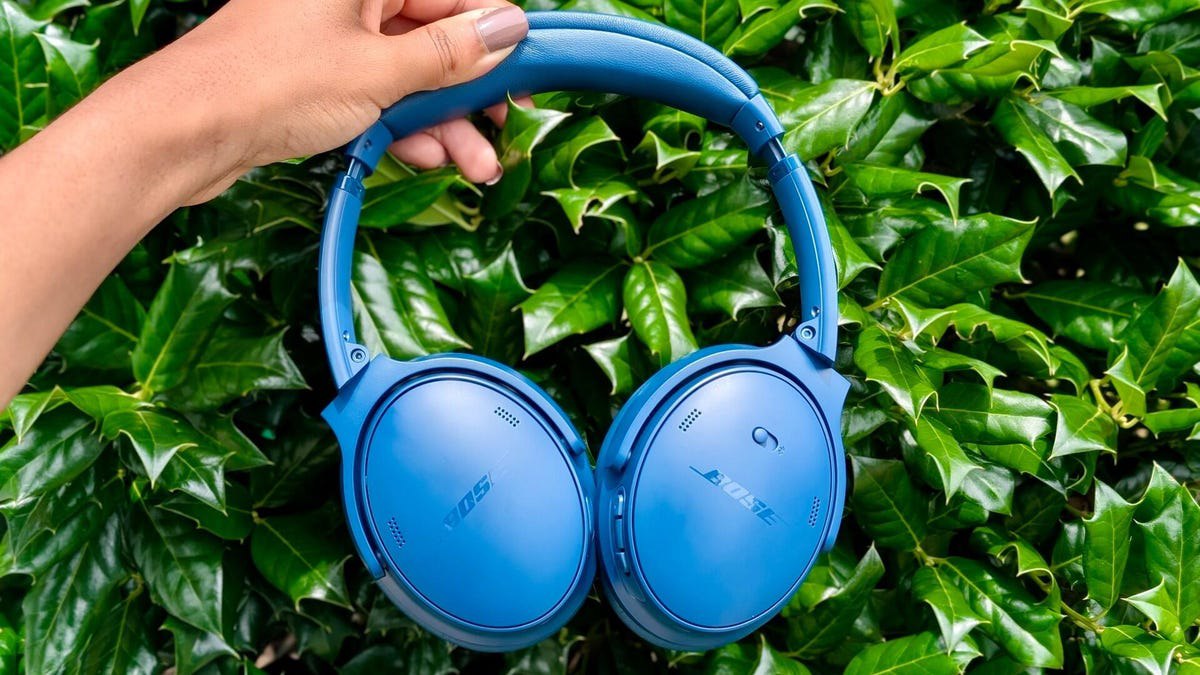چرا هدفون Bose QuietComfort همچنان انتخاب خیلی‌هاست؟
