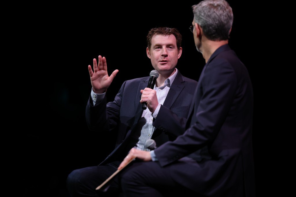 کاهش ۴۰ درصدی زمان بررسی پرونده با AI در استنفورد