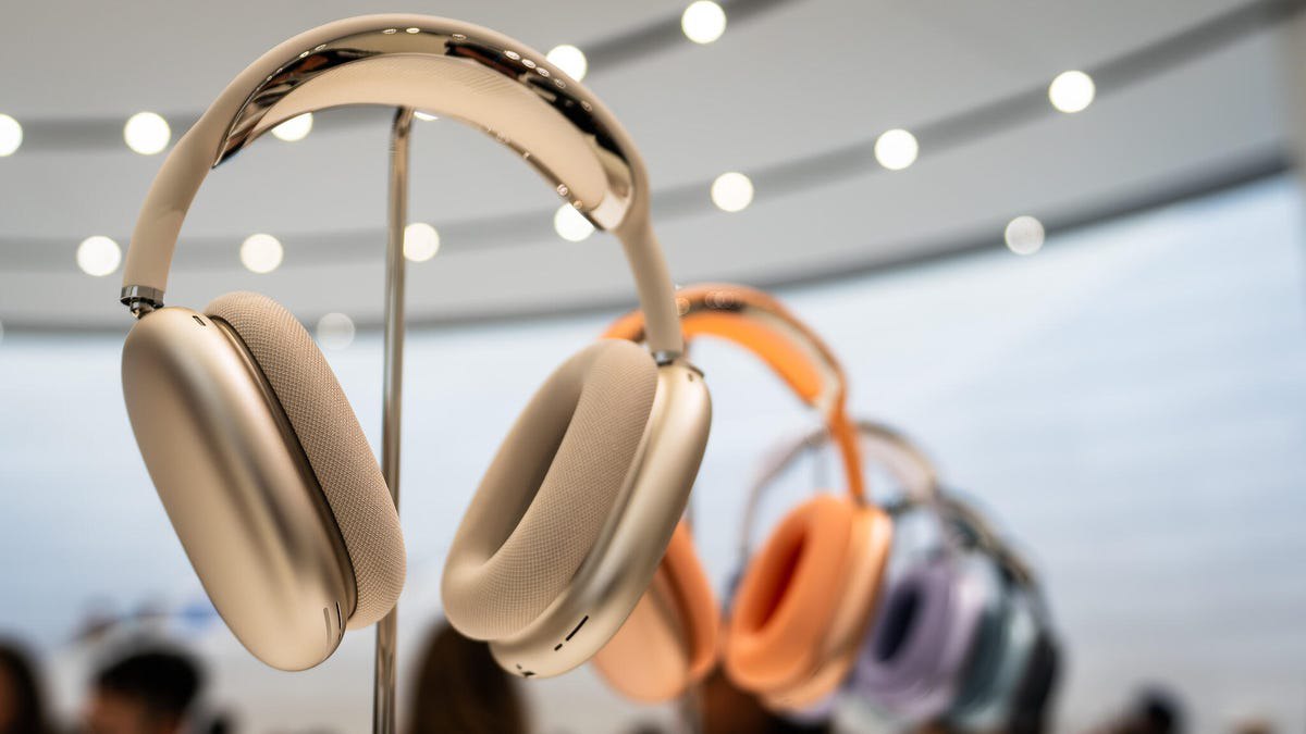 فرصت خرید هدفون ایرپاد مکس اپل با تخفیف خوب