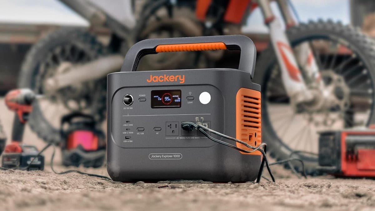 تخفیف ویژه پاور استیشن محبوب Jackery برای روزهای بی‌برقی و کمپینگ!