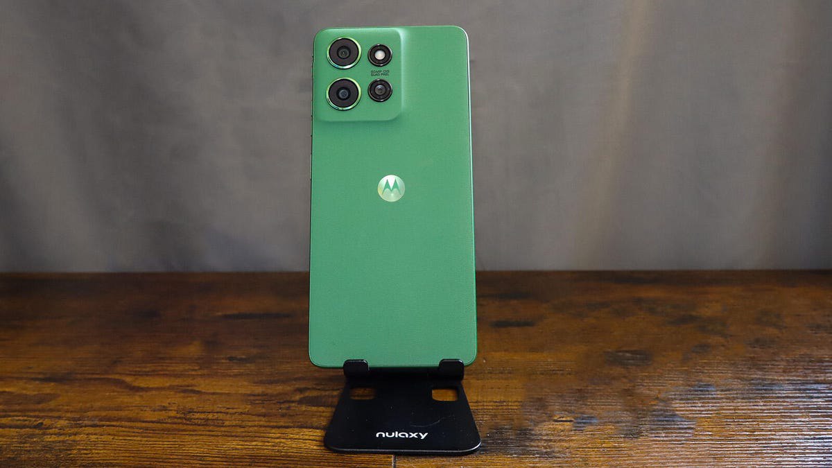 موتورولا موتو جی پاور: ستاره نمایش و دوربین، اما باتری کوتاه‌تر از مدل عادی