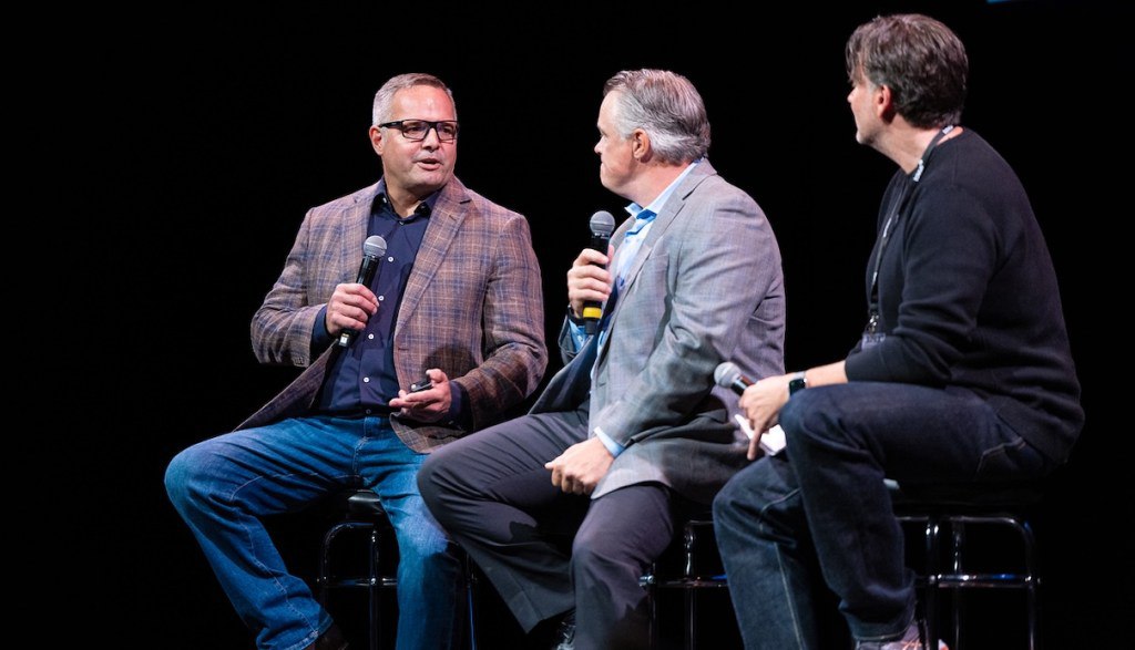 راهکار رفع گلوگاه هوش مصنوعی: تفکیک حافظه‌های ذخیره‌سازی