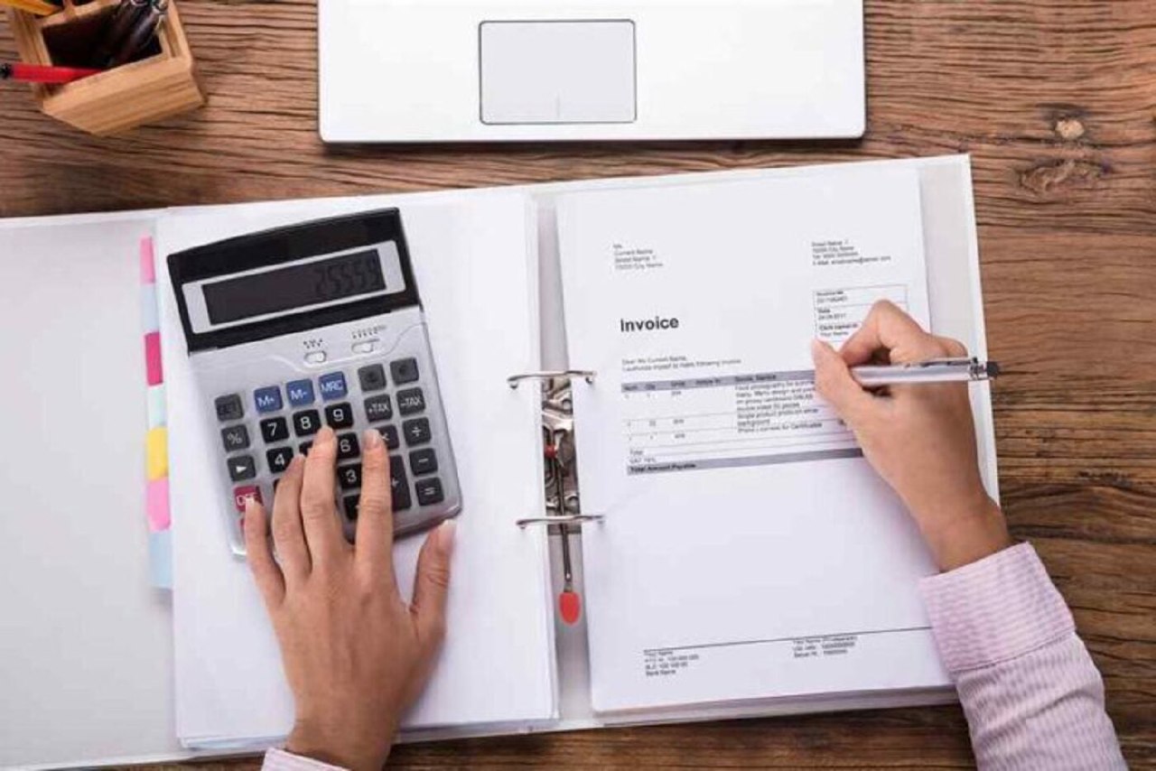 بهترین نرم‌افزارهای فاکتوردهی ۲۰۲۵ برای هر کسب‌وکار