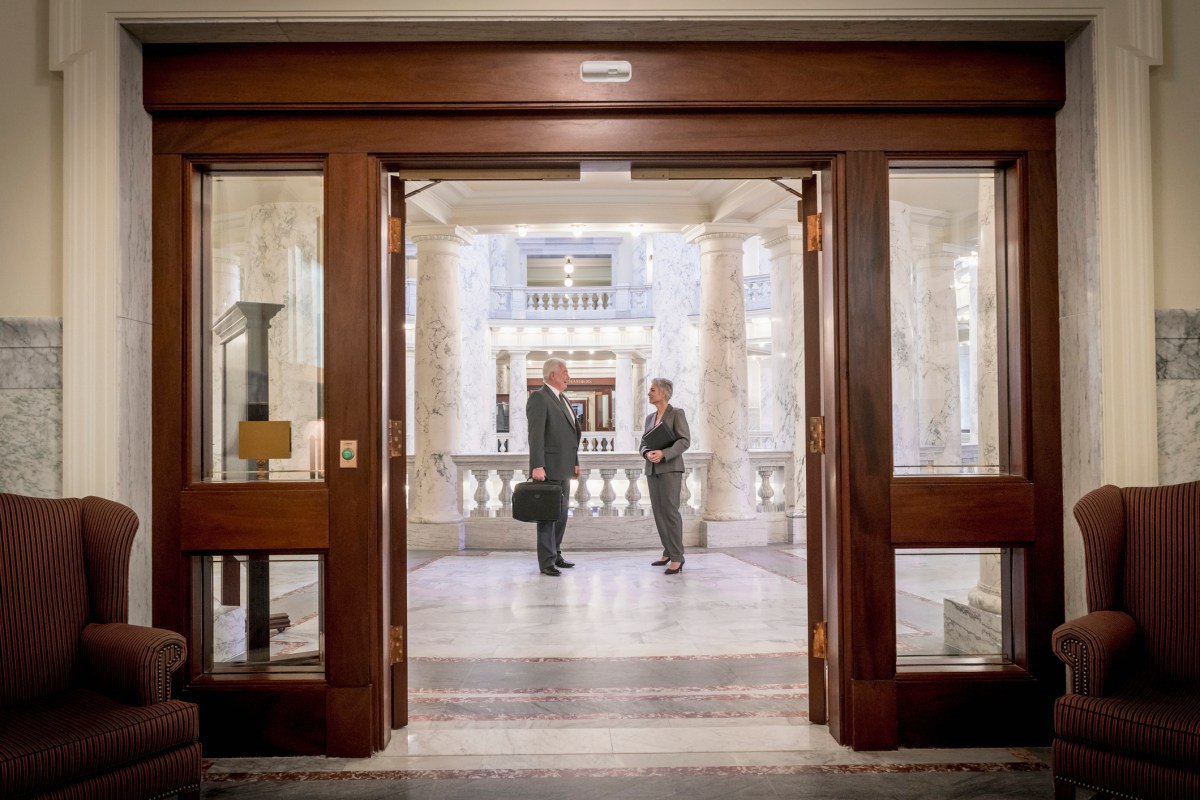 هوش مصنوعی Helios برای سیاست‌گذاری دولتی ۴ میلیون دلار جذب کرد