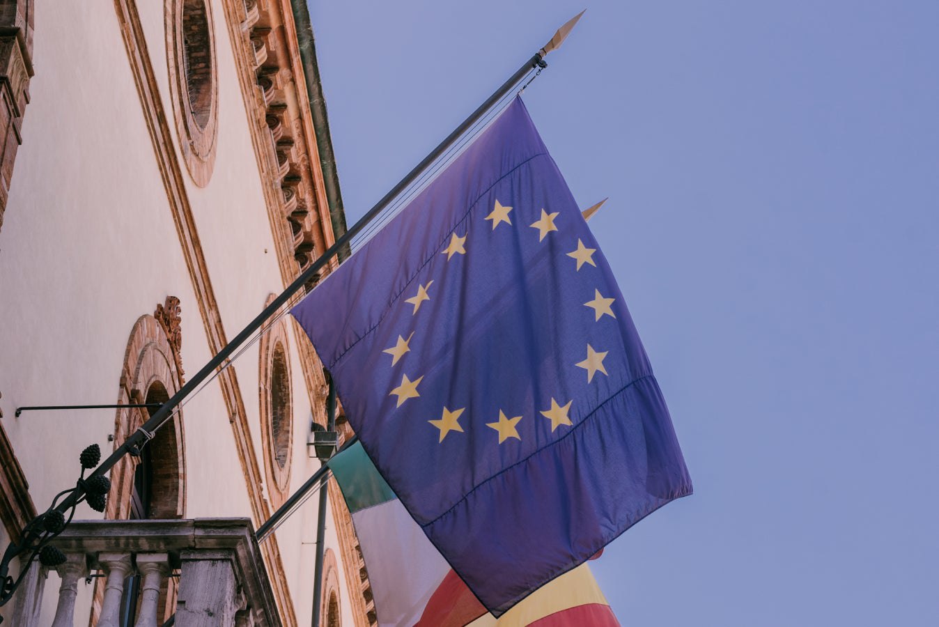 شمارش معکوس برای قانون هوش مصنوعی اروپا: راهنمای نهایی منتشر شد