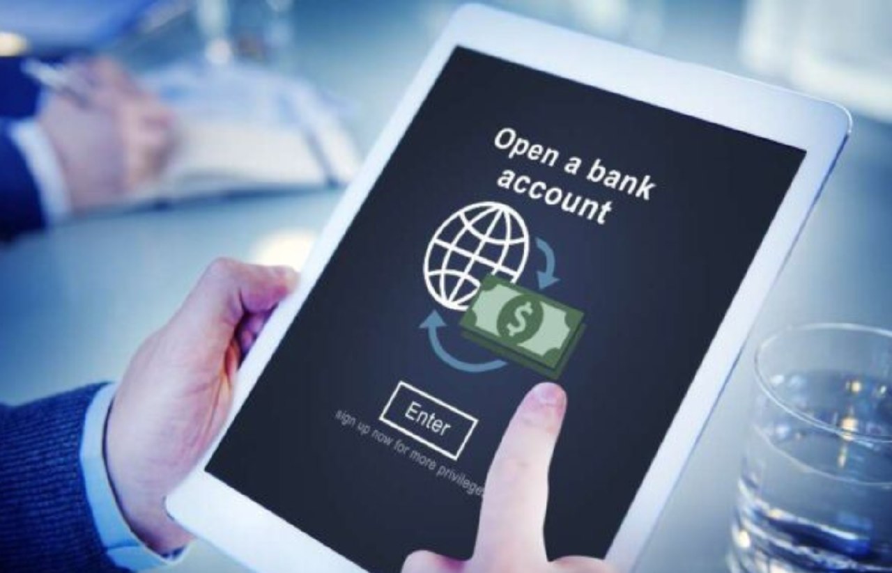 رقابت بانک‌ها برای جذب کسب‌وکارها با پاداش‌های تا ۱۰۰۰ دلاری