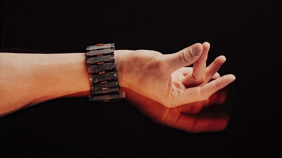 مچ‌بند هوشمند متا: کنترل گجت‌ها فقط با حرکت انگشتان