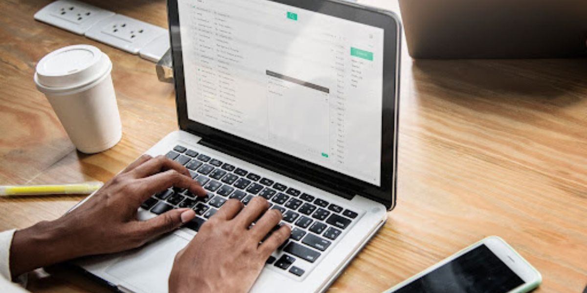 ایمیل تجاری مادام‌العمر فقط با یک بار پرداخت