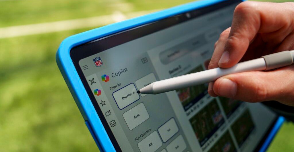 هوش مصنوعی مایکروسافت استراتژی لیگ فوتبال آمریکایی را متحول می‌کند