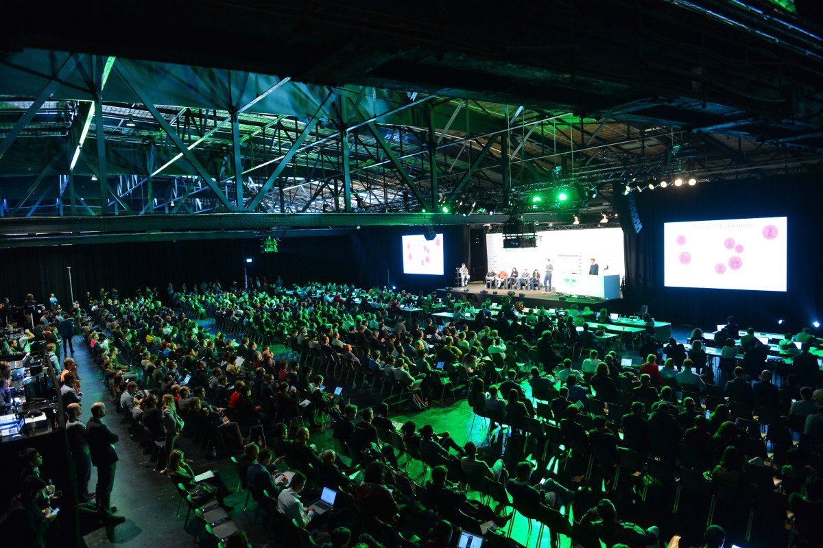 آخرین فرصت تخفیف گروهی رویداد TechCrunch Disrupt 2025