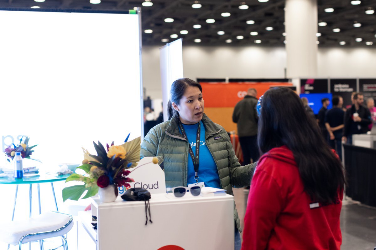 تحولات اخیر دنیای فناوری: از خرید WeTransfer تا هوش مصنوعی خدماتی Zendesk