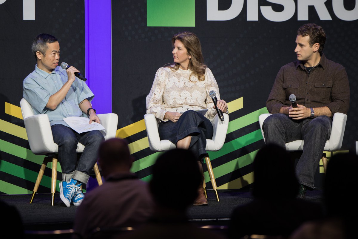 سرمایه‌گذاری‌های نجومی AI؛ زنگ خطر حباب در تک‌کرانچ به صدا درآمد