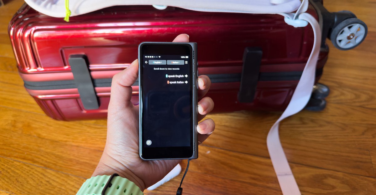 بررسی میدانی: چرا مترجم‌های AI هنوز در سفرها شکست می‌خورند؟