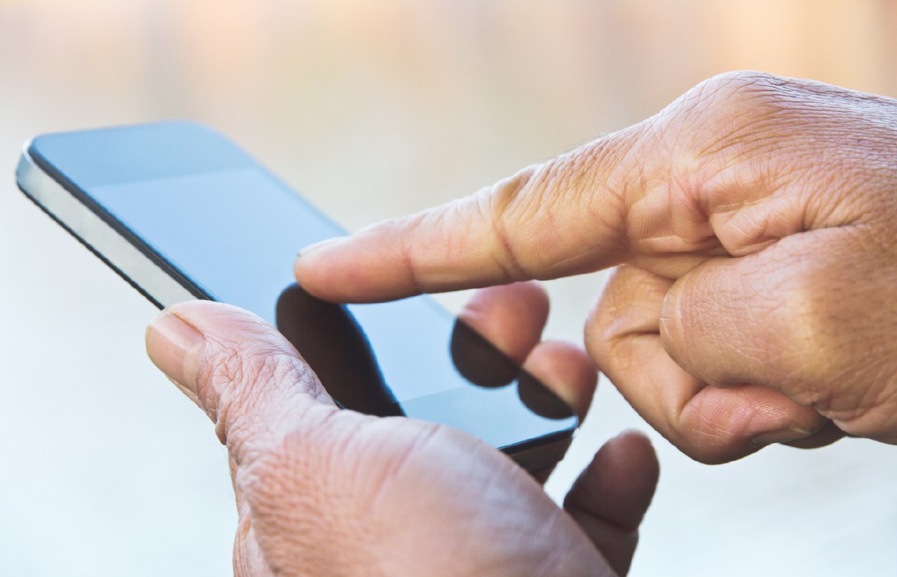 عقب‌نشینی هند از نصب اجباری اپلیکیشن دولتی روی گوشی‌ها